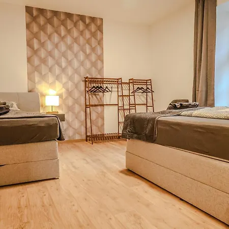 Apartment Familien Aktiv Oase An Der Mosel, Naehe Bernkastel, Zentrale Ausgangslage ,120 Qm, Fruehstuecksservice