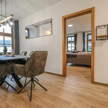 Apartment Familien Aktiv Oase An Der Mosel, Naehe Bernkastel, Zentrale Ausgangslage ,120 Qm, Fruehstuecksservice *