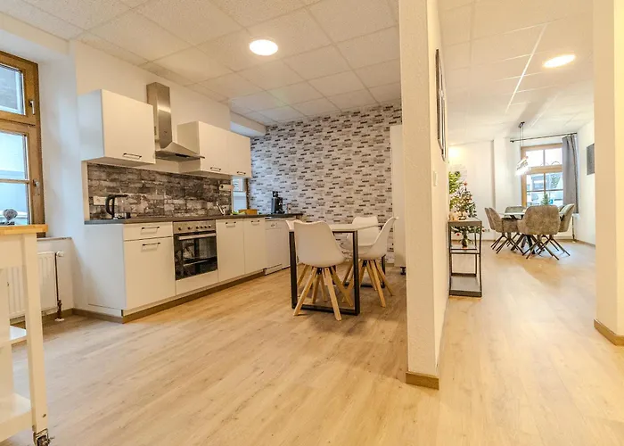 Familien Aktiv Oase An Der Mosel, Naehe Bernkastel, Zentrale Ausgangslage ,120 Qm, Fruehstuecksservice *